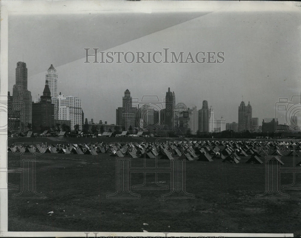 1934 Press Photo Grant Park &amp; Chicago Ill skyline &amp; Army tent camp- Historic Images