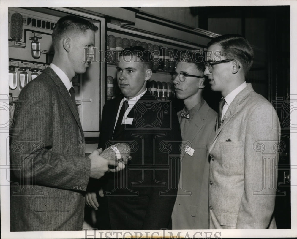 1959 Press Photo 8th Annual 3 Day Grain Marketing Clinic for Farm Youth- Historic Images