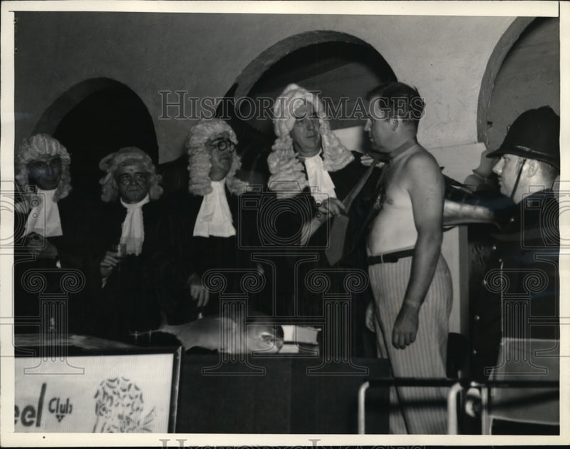 Load image into Gallery viewer, 1937 Press Photo James Larimore Judge Edison Kipp Miami Rod and Reel Club
