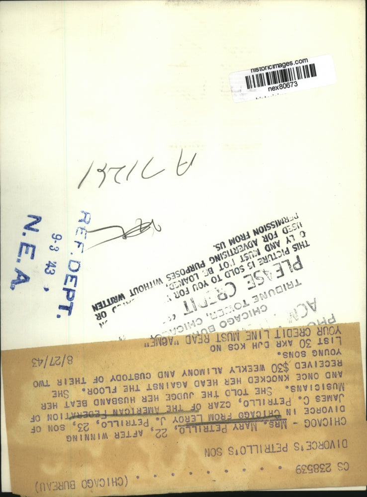 1943 Press Photo Mary Petrillo Divorces Leroy J Petrillo in Chicago