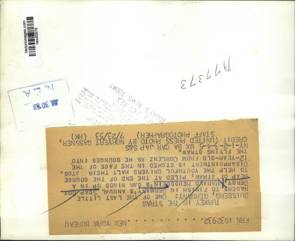 1935 Press Photo Germany's Annual Soap Box Derby Harold Heusslein Crashed