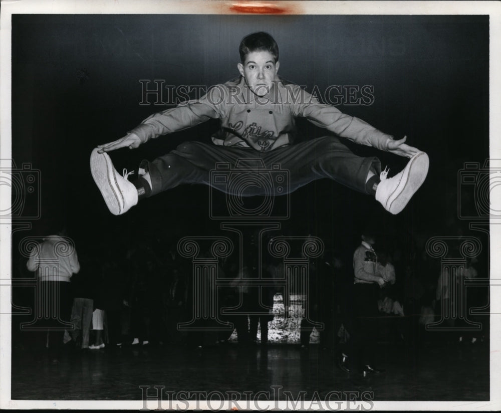 1959 Press Photo Skip Polom at Cathedral Latin cheer contest in Ohio