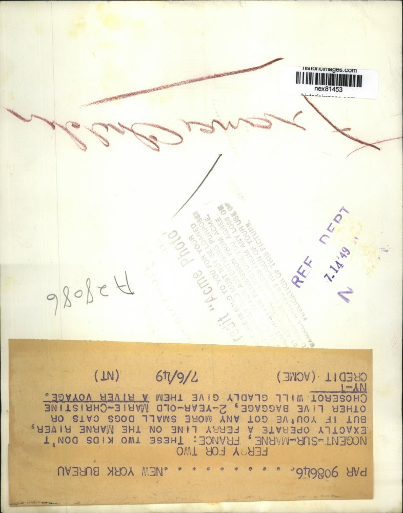 1949 Press Photo Marie Christine Choserot & Goat on a Boat in France