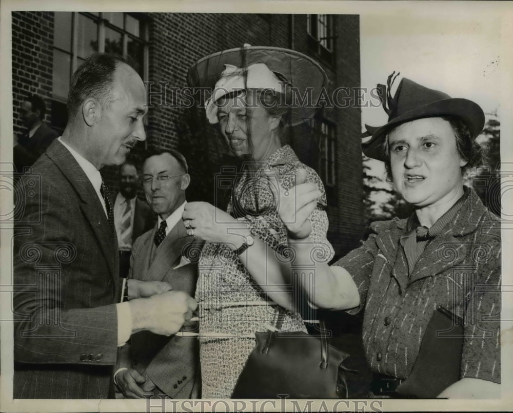 1939 Press Photo Beltsville Md Mrs FD Roosevelt, JL Hambleton,