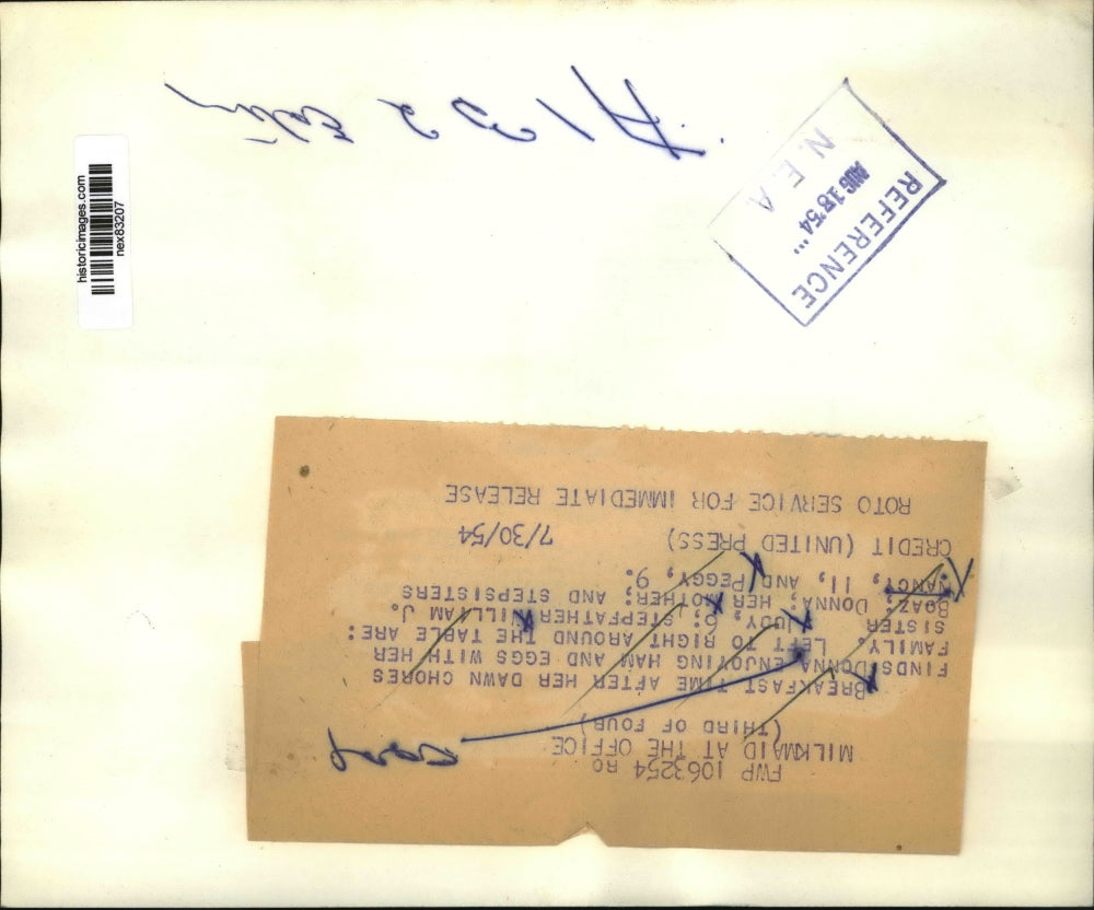 1954 Press Photo Mr & Mrs William Boaz & kids Judy, Donna, Nancy, Peg