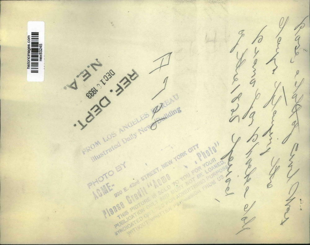 1933 Press Photo Rose a doll of Civil War era at a Philadelphia show - nex83245