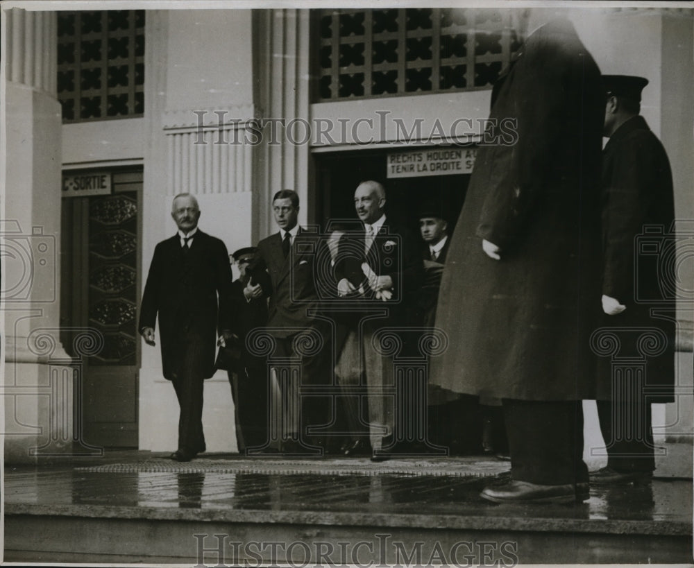 1930 Press Photo HRH the Prince of Wales at Antwerp exhibition - nex83282- Historic Images