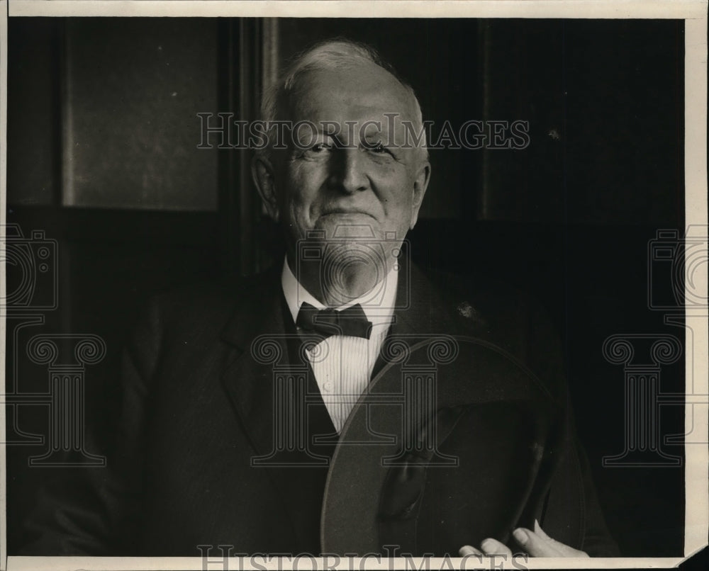 1924 Press Photo AP Crosfield for Phil Islemdas