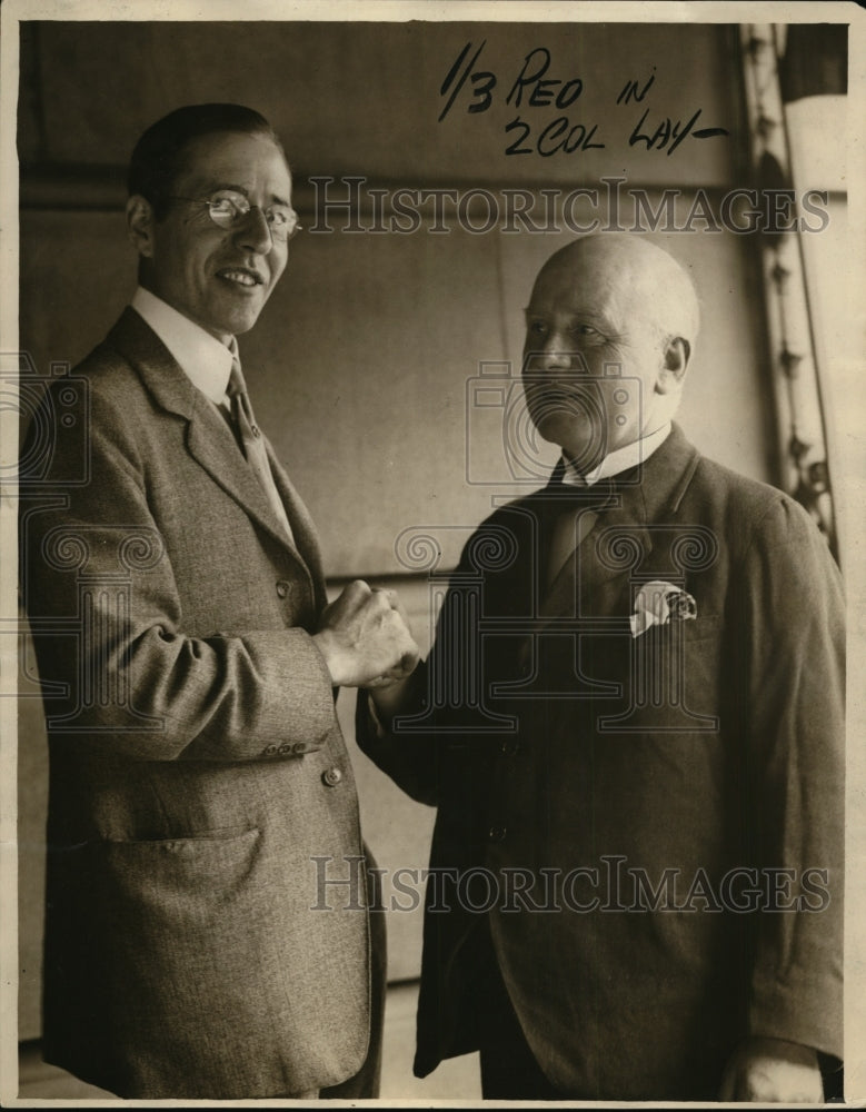 1926 Press Photo Dr Robert Crichton on rt & Dr FO Shuster chrropractors