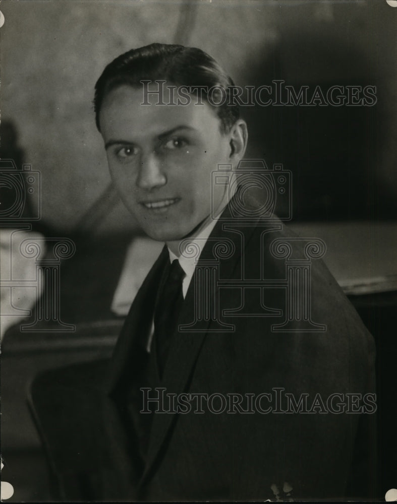 1927 Press Photo James Moran NEA business office