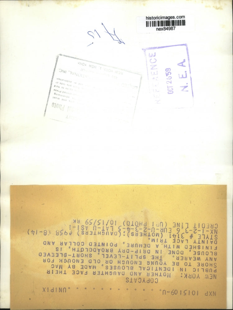 1959 Press Photo NYC Lace trimmed blouses for mother & daughter - nex84987