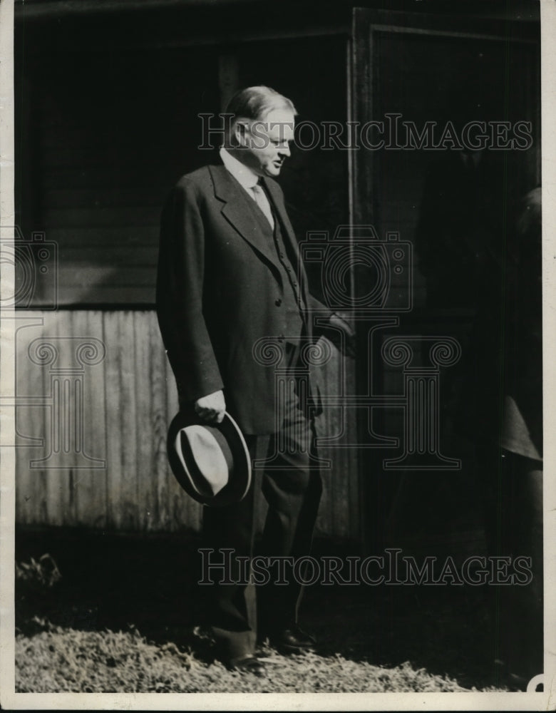 Load image into Gallery viewer, 1926 Press Photo Herbert Hoover Republican Presidential nominee - nex85256
