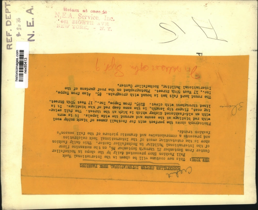 1936 Press Photo NYC Fall fashion show Tappe football game fashions - nex85413