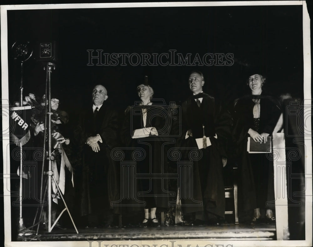 1931 Press Photo Mrs Herbert Hoover 1st Lady made Dr of Law, Coucher College