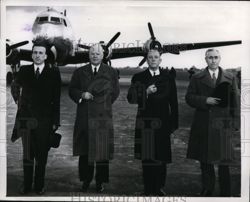 Load image into Gallery viewer, 1946 Press Photo Brussels Belgium,Albert De Smaele, Herbert Hoover

