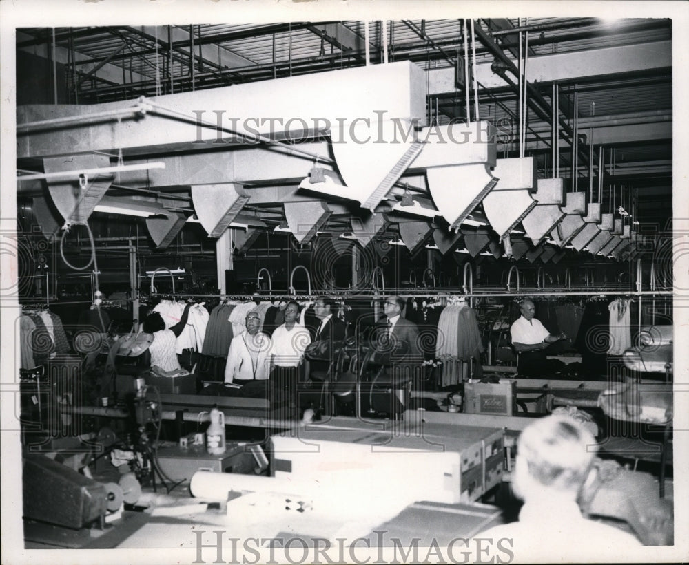 Press Photo Dalton Corp of America John Merrone, Rich Kardin