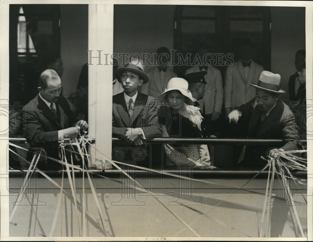 1931 Press Photo Prince Takamatsu of Japan & Bride Princess Kikuto Aboard Ship