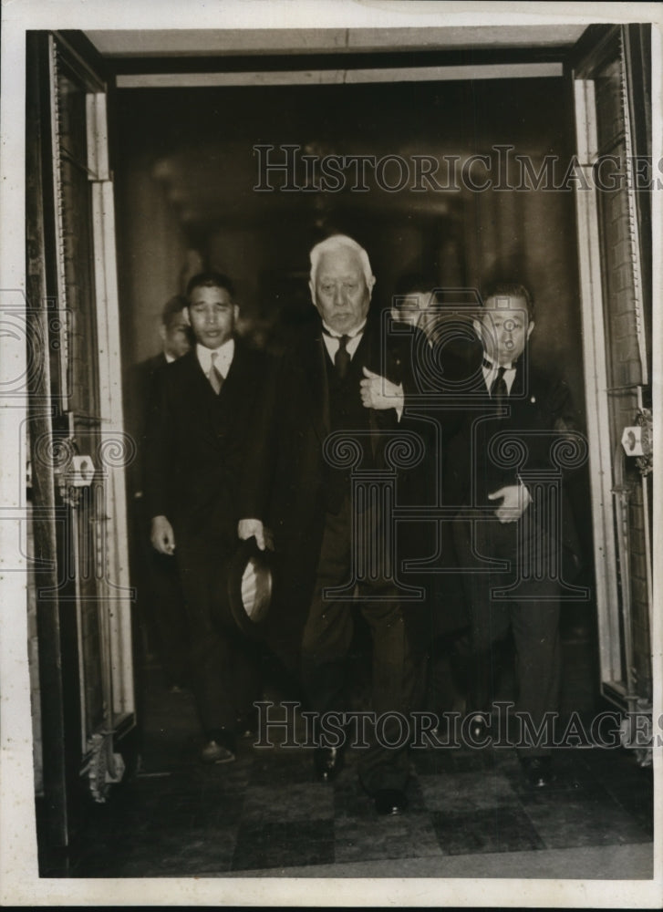 Load image into Gallery viewer, 1933 Press Photo Premier Viscount Makoto Saito Leaving his Residence in Tokyo
