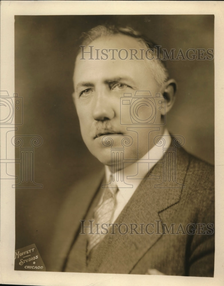 Load image into Gallery viewer, 1928 Press Photo Henry C Forster Chairman of RMA Convention Program Comm Chicago
