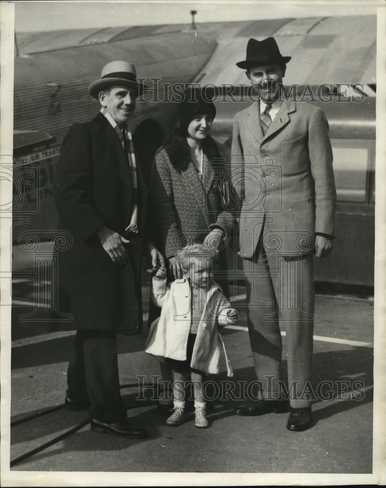 Load image into Gallery viewer, 1930 Press Photo Alastair MacDonald Son of British Premier Loses Goatee
