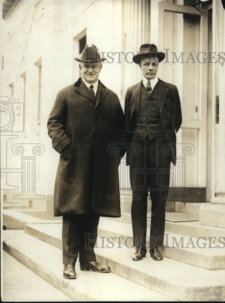 1922 Press Photo Navy Secretary Edwin Denby Asst Secretary Theodore Roosevelt Jr