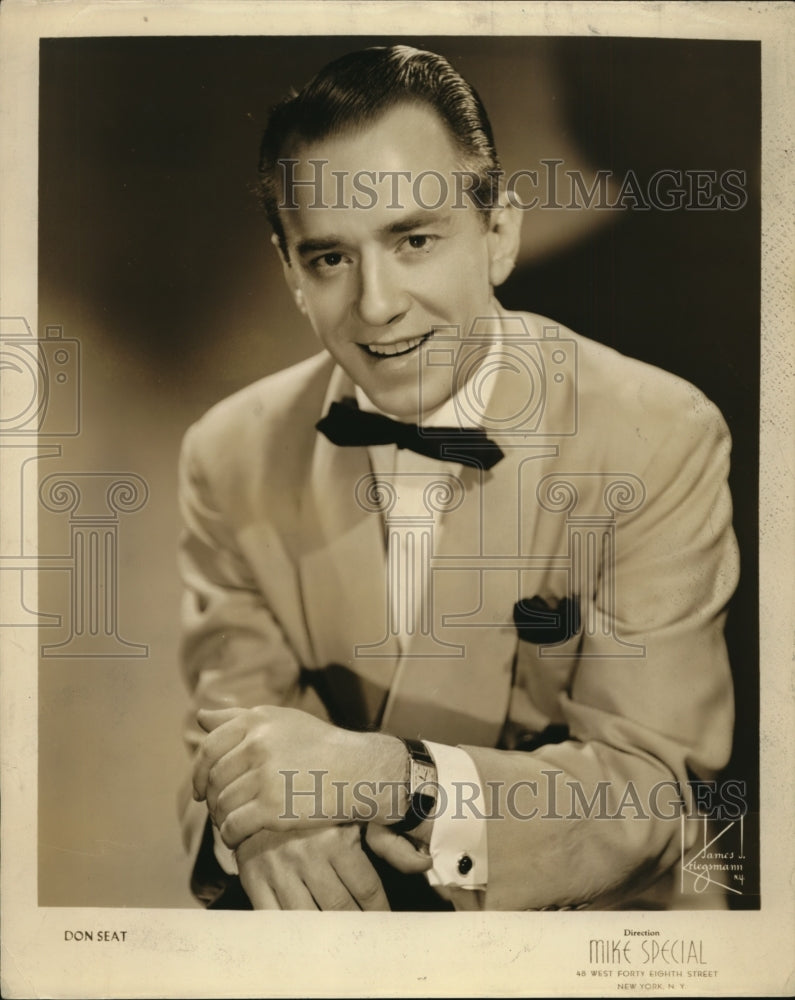 1944 Press Photo Mike Special
