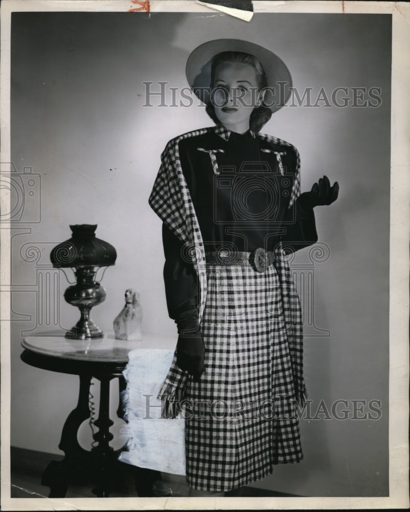 1945 Press Photo Model in Plaid Skirt and Matching Scarf and Wide Brimmed Hat