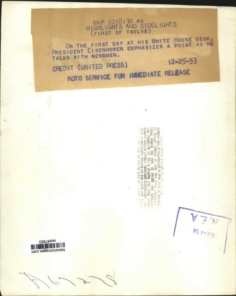 1953 Press Photo President Dwight Eisenhower Talks with Newsmen at White House