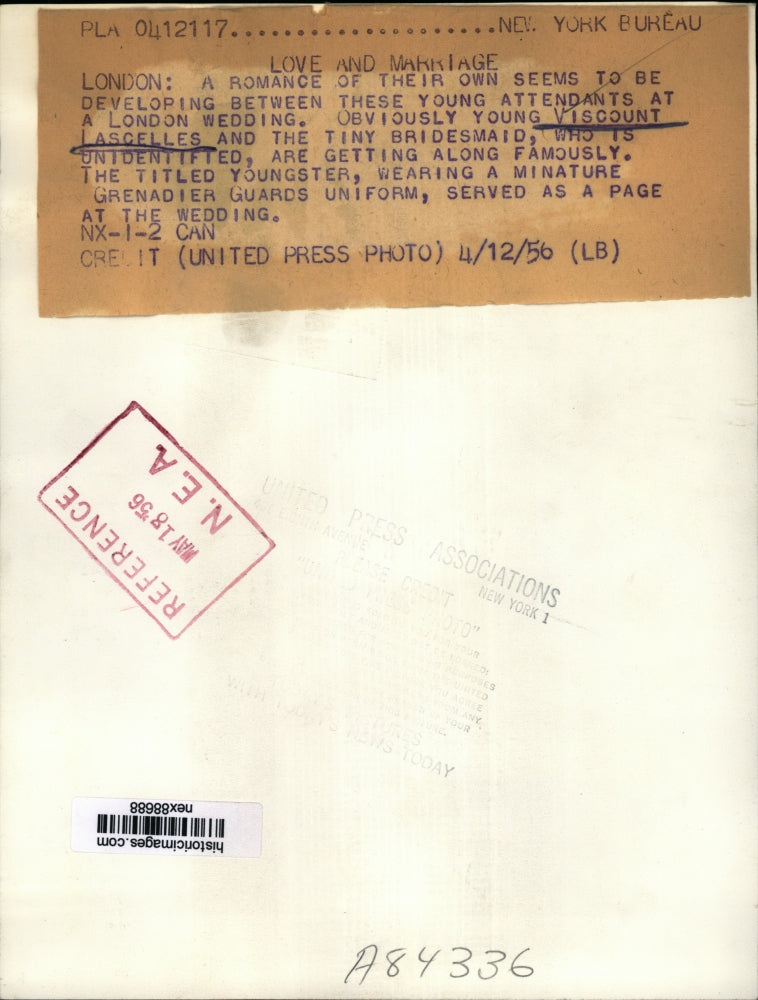 1956 Press Photo Young Viscount Lascelles & Tiny Bridesmaid at London Wedding