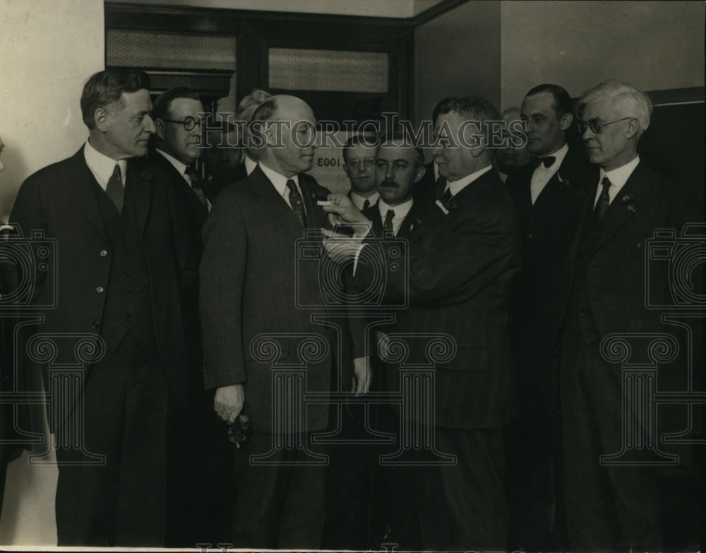 1924 Press Photo Delegation of Veterans of Foreign Wars Visit Frank Hines Vet Bu