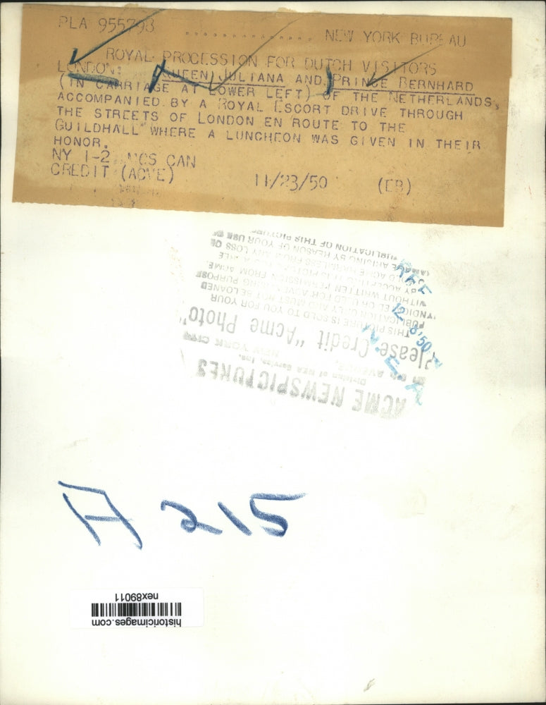 1950 Press Photo Queen Juliana & Prince Bernhard with Royal Escort in London