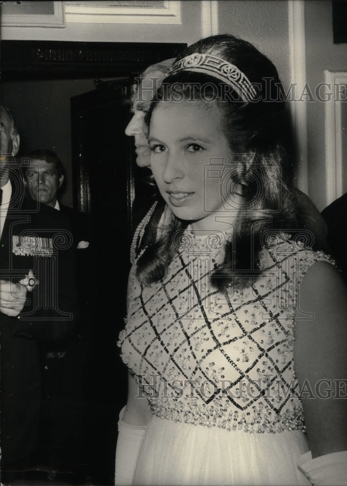 Load image into Gallery viewer, 1969 Press Photo Prince of Wales &amp; Princess Anne at Dominion Theater London
