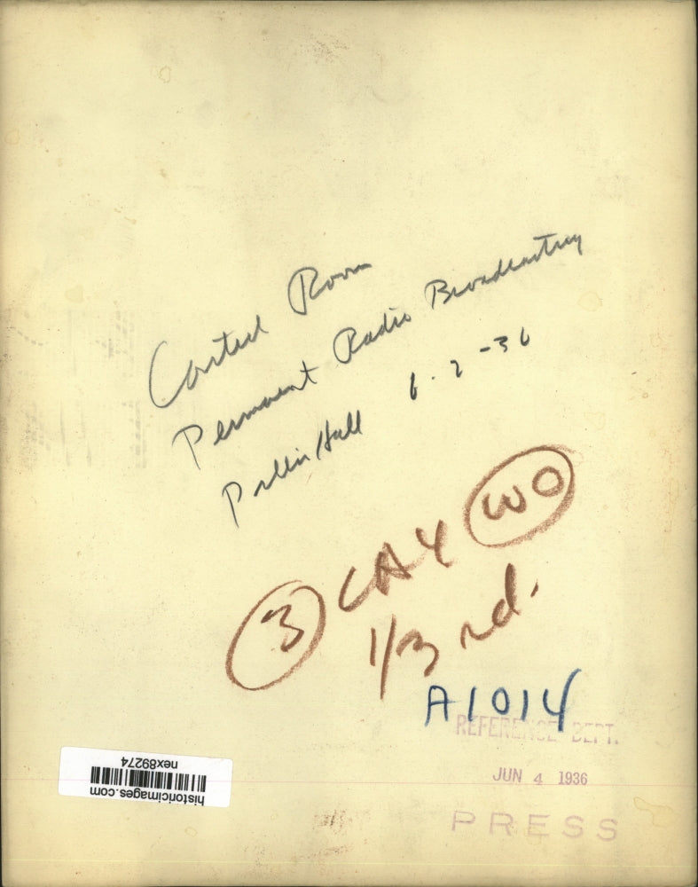 1936 Press Photo Control Room for Permanent Radio Broadcasting at Public Hall