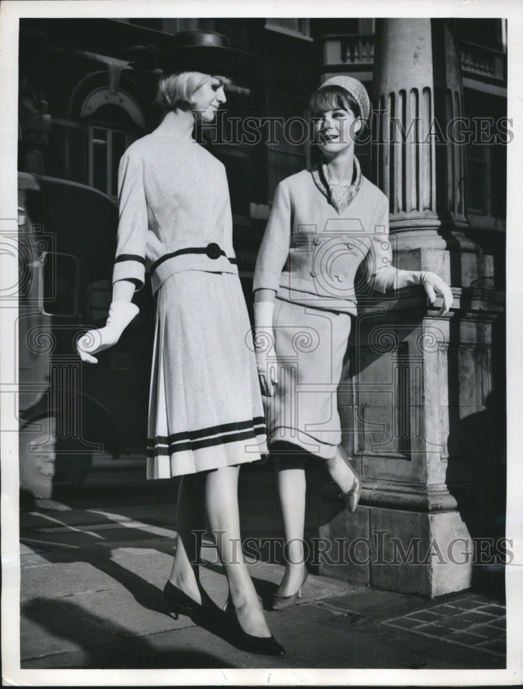 1962 Press Photo Designed by Ronald Paterson Uses Double Hems Trim Jacket &amp; Skir- Historic Images