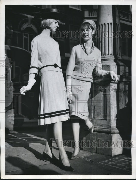 1962 Press Photo Designed by Ronald Paterson Uses Double Hems Trim Jacket & Skir- Historic Images