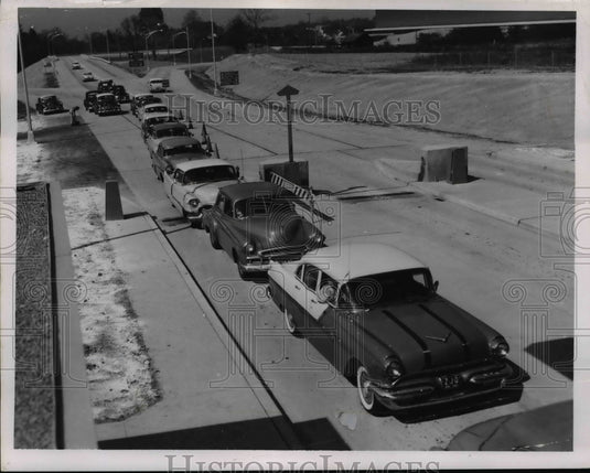 1955 Press Photo Traffic Entering Pike on Highway at Strongsville