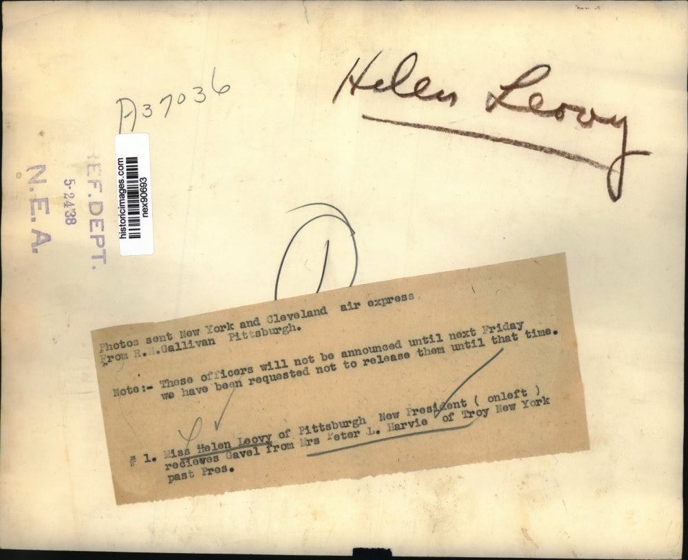 1938 Press Photo Helen Leovy New President & Mrs Peter Marvis Past President