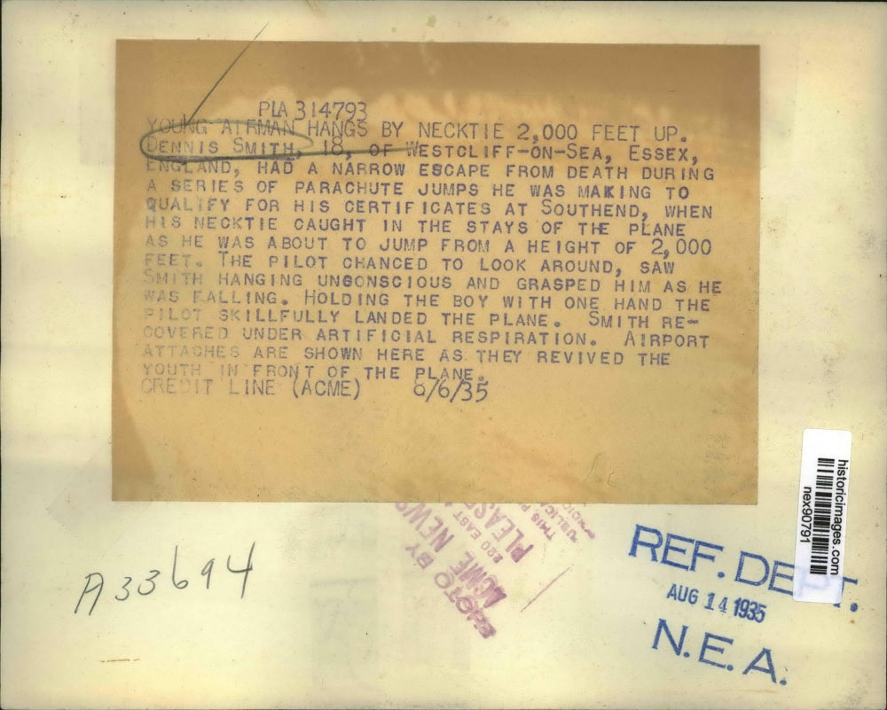 1935 Press Photo Dennis Smith Escaped Death During Parachute Jump in England