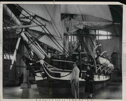 1955 Press Photo Whaling Museum in New Bedford Reproduction of Lagoda