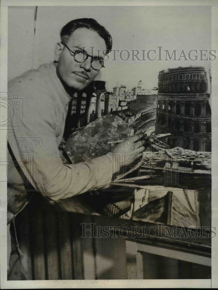 1931 Press Photo Shoemaker Carl Cheraso Paints Picture of Rome Coliseum