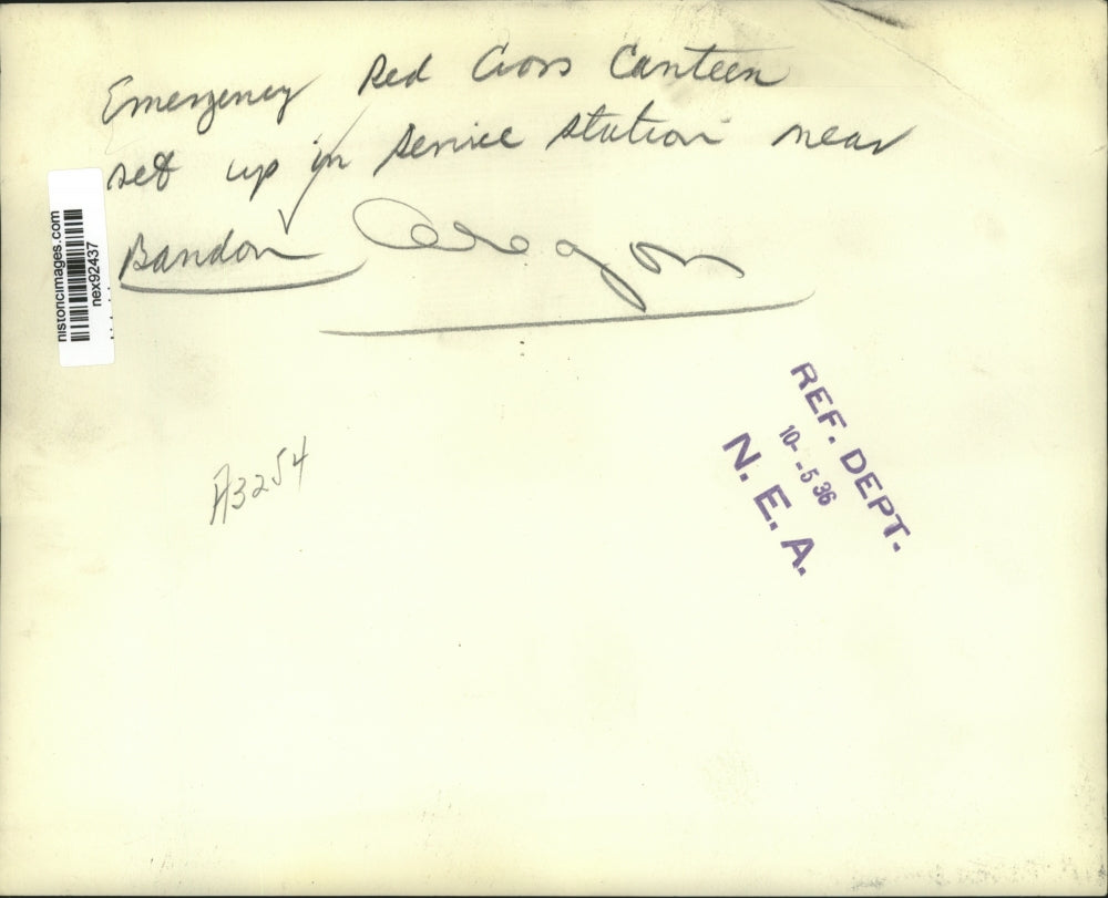 1936 Press Photo Emergency Red Cross Canteen Service Station in Oregon