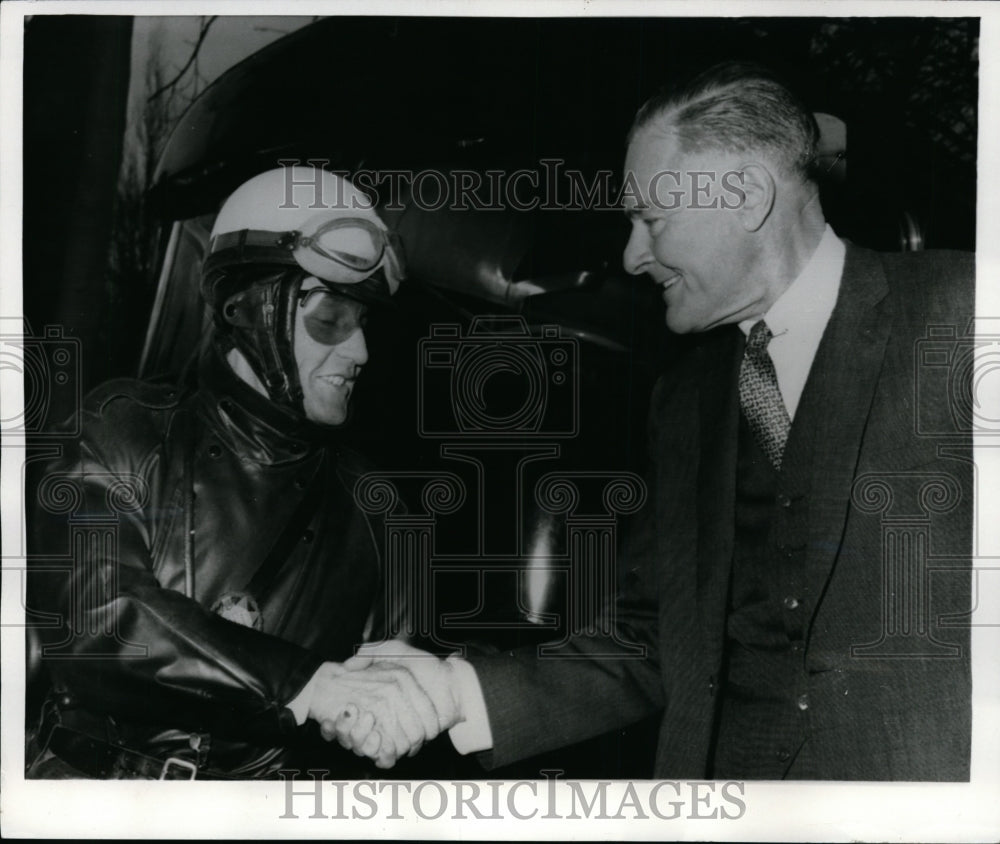 1969 Press Photo Chief US Negotiator Henry Cabot Lodge & Thomas Abad Paris Polic
