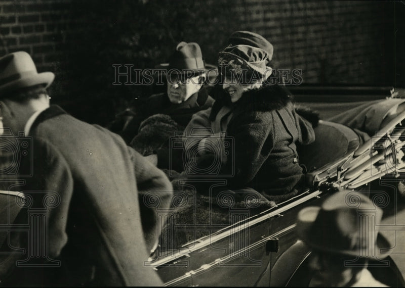 Load image into Gallery viewer, 1924 Press Photo Former President Wilson and Miss Margaret Wilson

