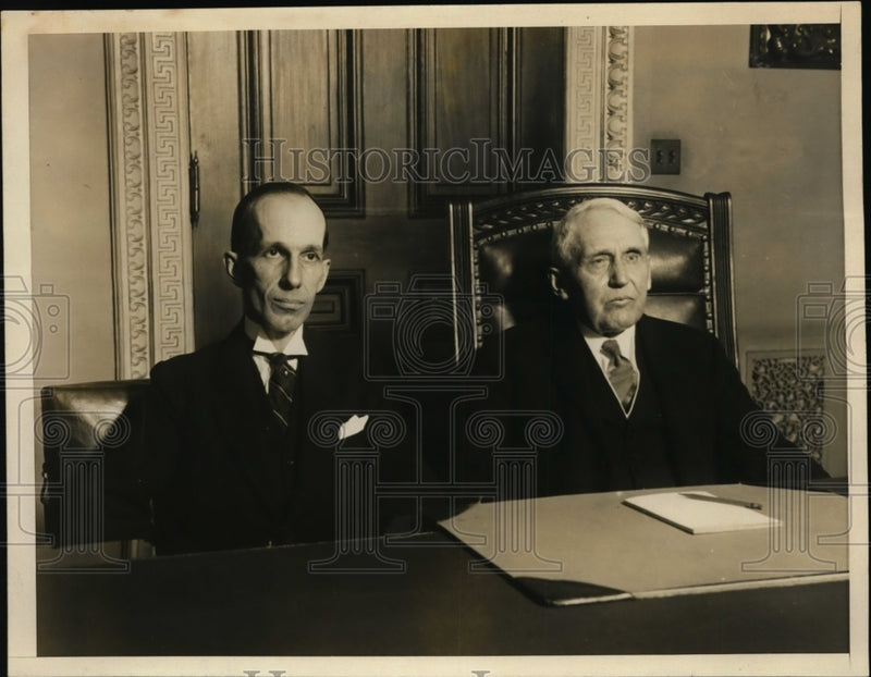 Load image into Gallery viewer, 1927 Press Photo 1st Canadian Minister Vincent Massey &amp; Secretary State Kellogg
