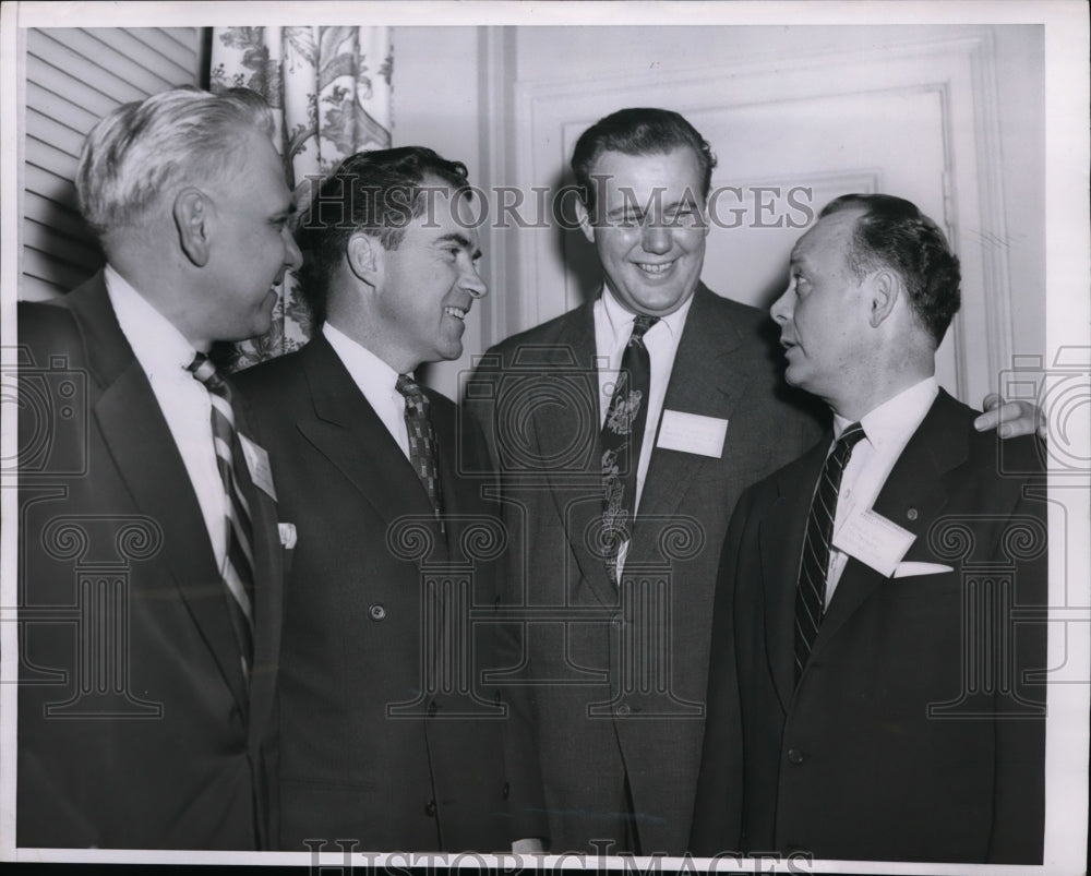 1954 Press Photo Inland Daily Press Association & VP Richard Nixon