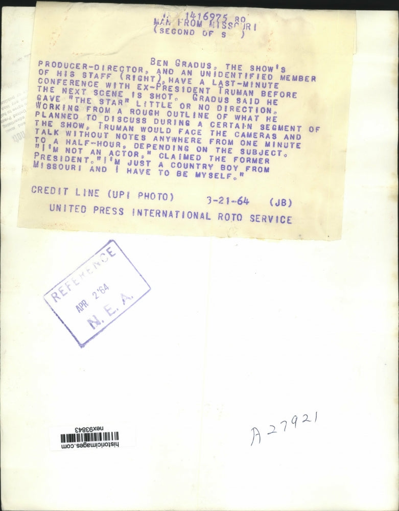 1964 Press Photo Ben Gradus Producer & Staff Member Before Ex Pres Truman