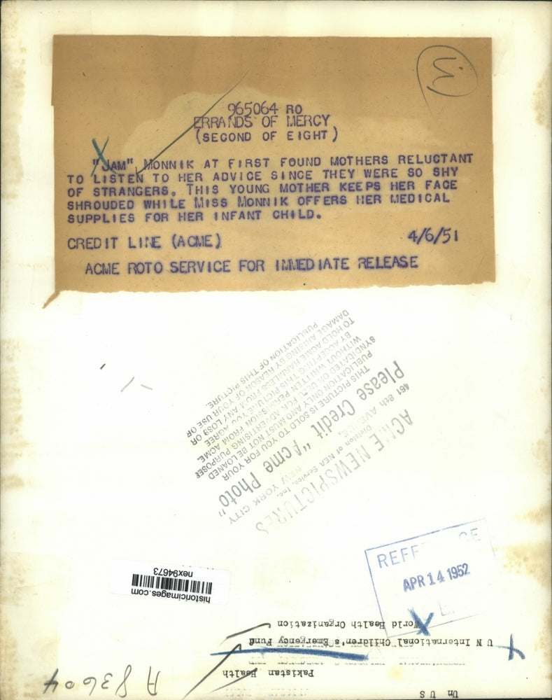 1951 Press Photo Miss Monnik World Health Organization & Pakiston Mother & Child