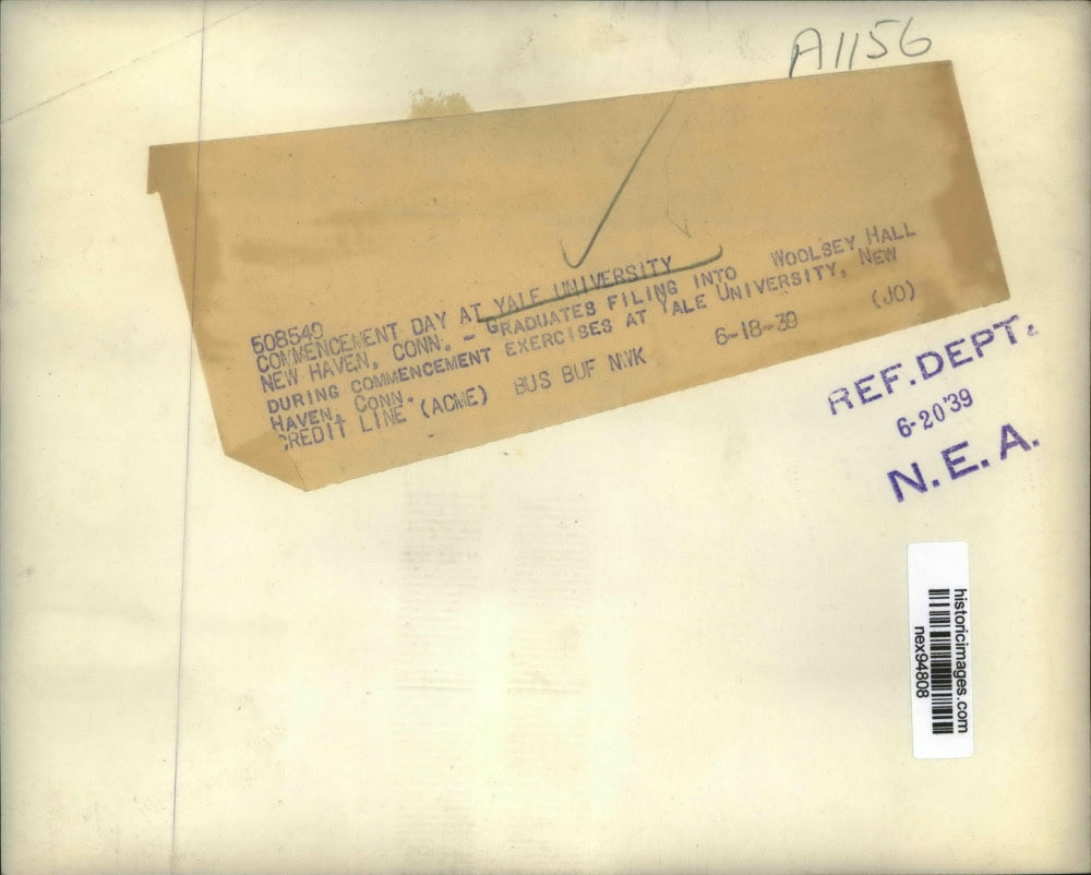 1939 Press Photo Graduates Enter Woolsey Hall at Yale Commencement