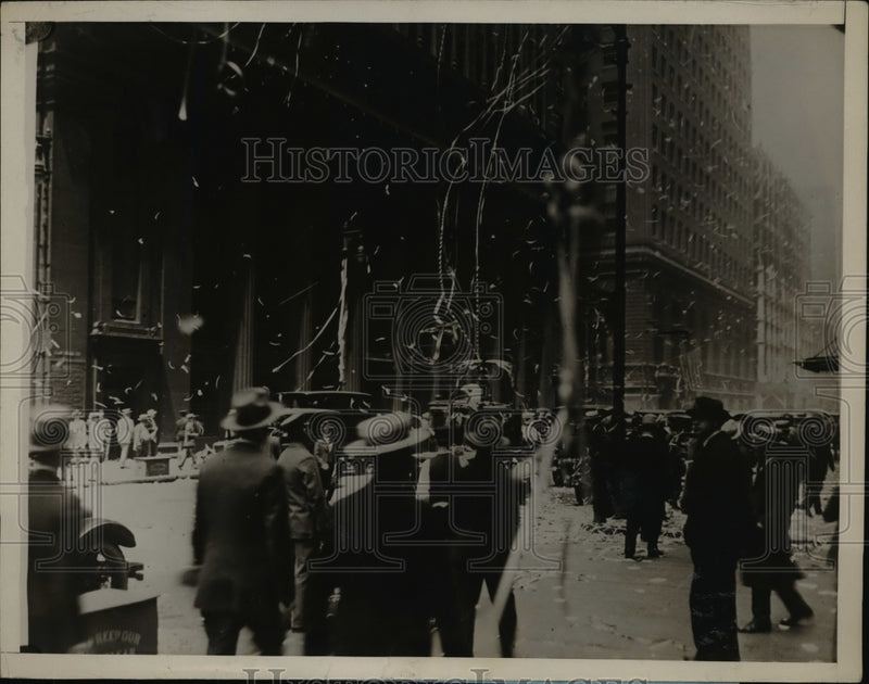 Load image into Gallery viewer, 1929 Press Photo Charles Lindbergh Landing Celebration in Chicago Illinois
