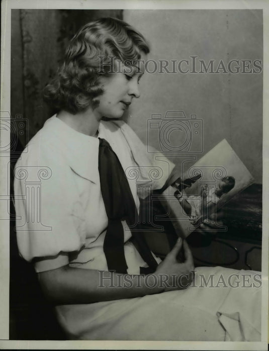 1934 Press Photo Lucille Turcotte Seeks Custody of Daughter from Max W Francis